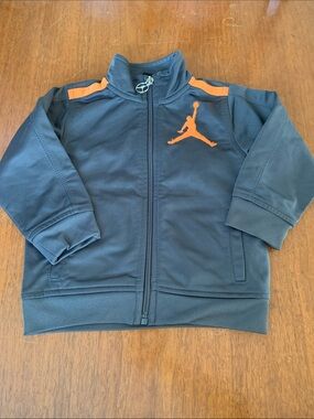 🫐3/$30 Jordan Grey Track Jacket with Orange Jumpman size 18m